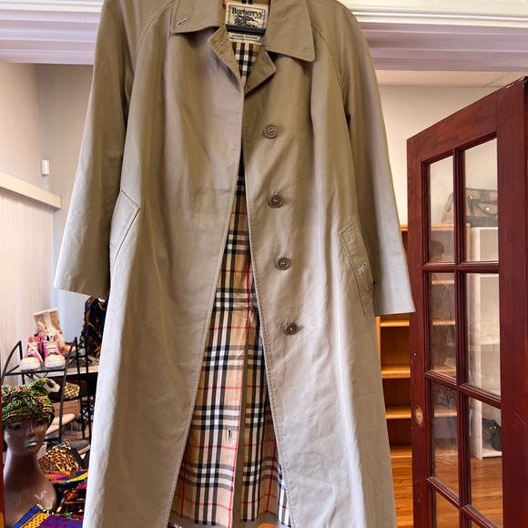 Burberry jacket size small - Picture 4 of 9